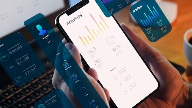 Mobile app analytics and monitoring